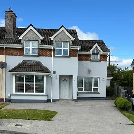 Holiday home Serene Ennis
